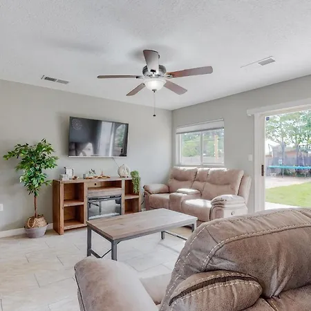 Comfortable 3-Bedroom Home With Spacious Backyard Albuquerque Exterior photo
