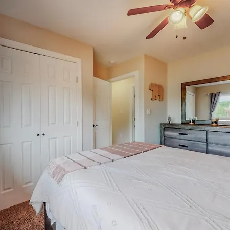 Comfortable 3-Bedroom Home With Spacious Backyard Albuquerque Exterior photo
