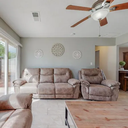 Comfortable 3-Bedroom Home With Spacious Backyard Albuquerque Exterior photo