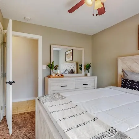 Comfortable 3-Bedroom Home With Spacious Backyard Albuquerque Exterior photo