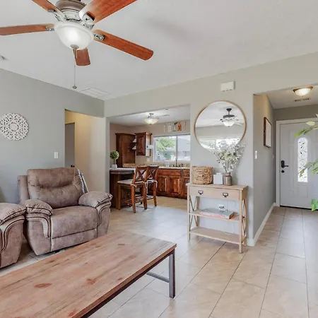 Comfortable 3-Bedroom Home With Spacious Backyard Albuquerque Exterior photo