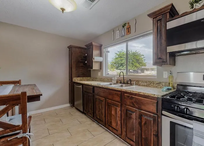 Comfortable 3-Bedroom Home With Spacious Backyard